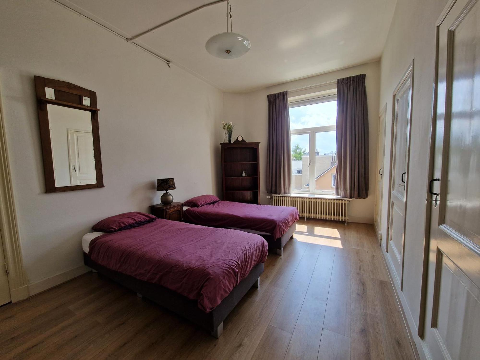 J&J Hotel Nijmegen Luaran gambar