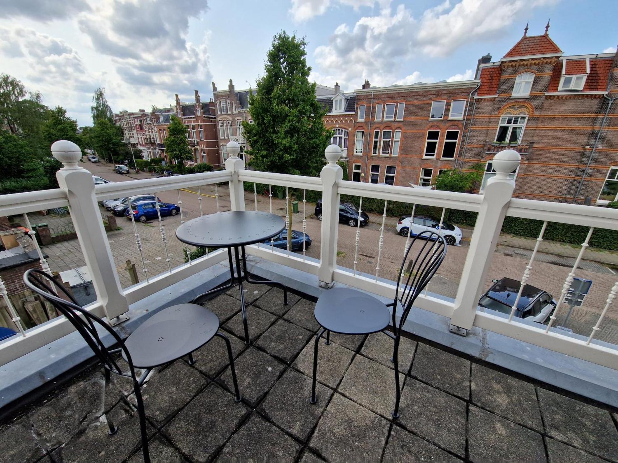 J&J Hotel Nijmegen Luaran gambar